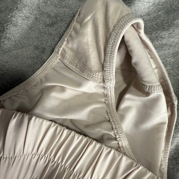 Heavenly Phoebe Rib Knit Crop Tank & Hi-rise Shorts Set, Cloud Dancer-mist Sand - Picture 4 of 4